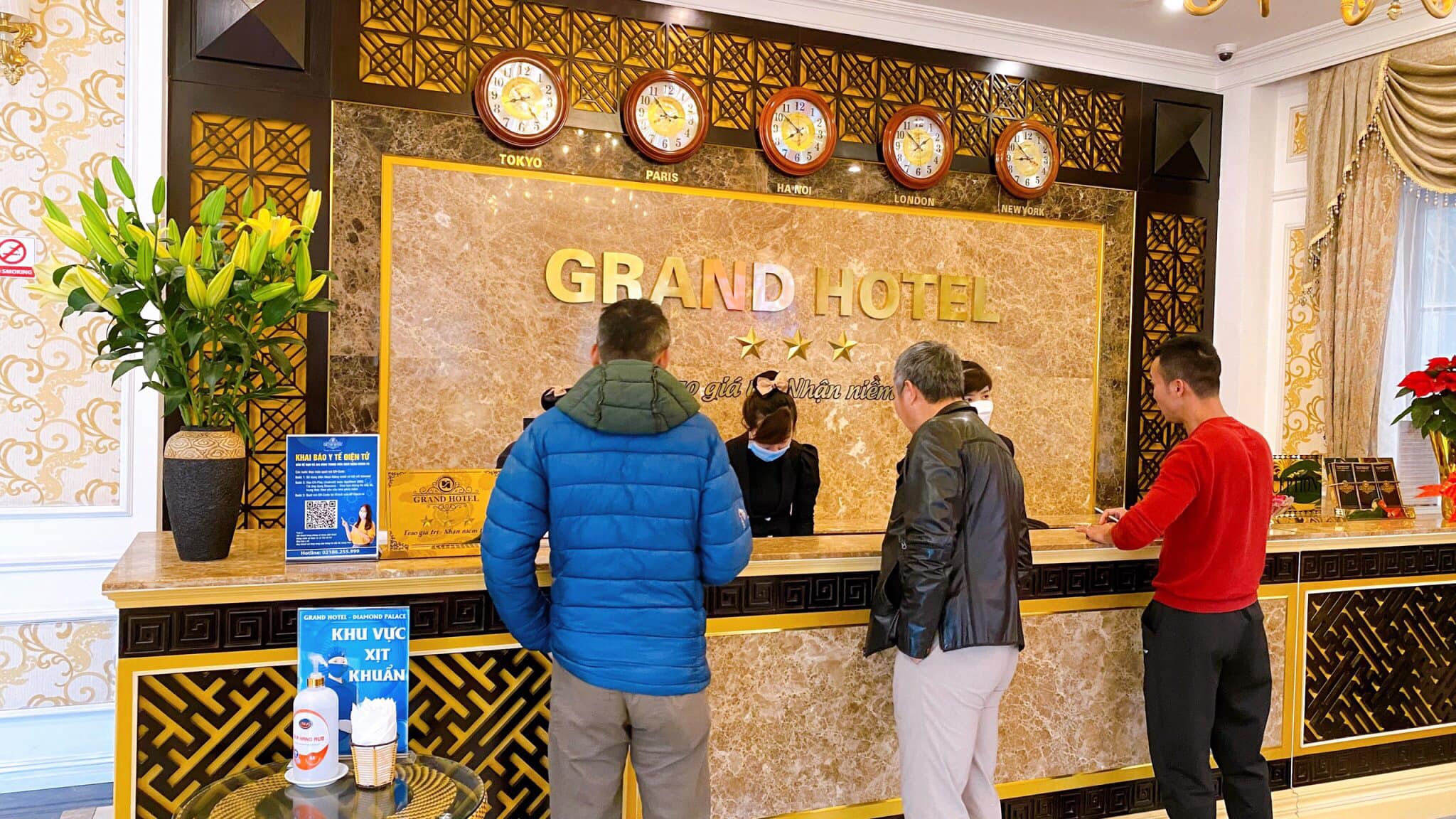 Grand Hotel luôn muốn mang đến cho bạn sự thoải mái nhất trong suốt thời gian bạn nghỉ tại khách sạn của chúng tôi. 